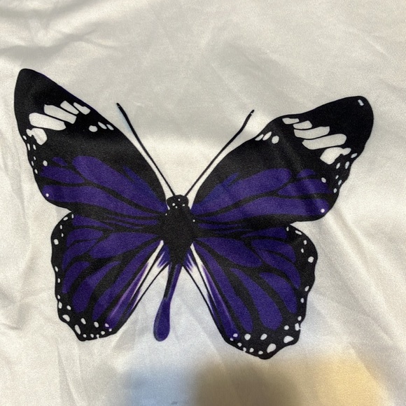 Women’s Butterfly Blouse size L. - Picture 2 of 6